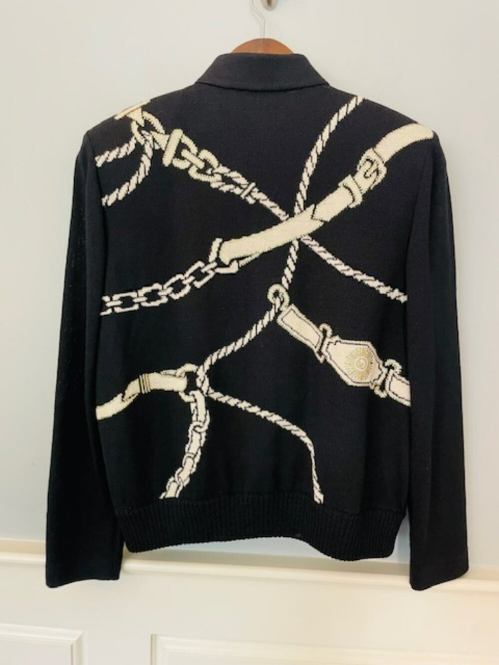St. John Collection Santana Knit Jacket Black Chain Print Zip Mock Neck Size 4 - Picture 6 of 7